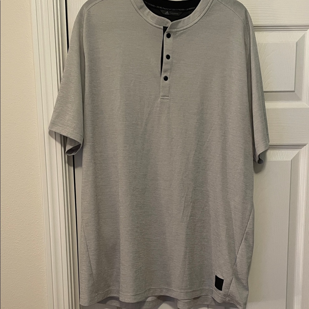 Adidas Adicross Gray Henley Golf Shirt
Size 2XL